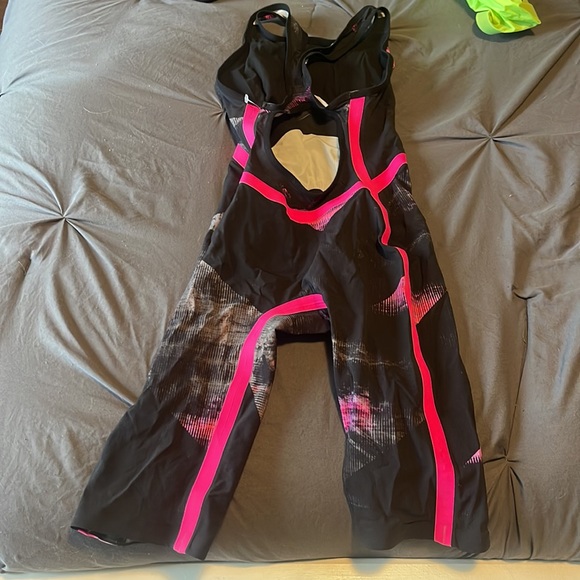 Addidas tech suit - Picture 4 of 5